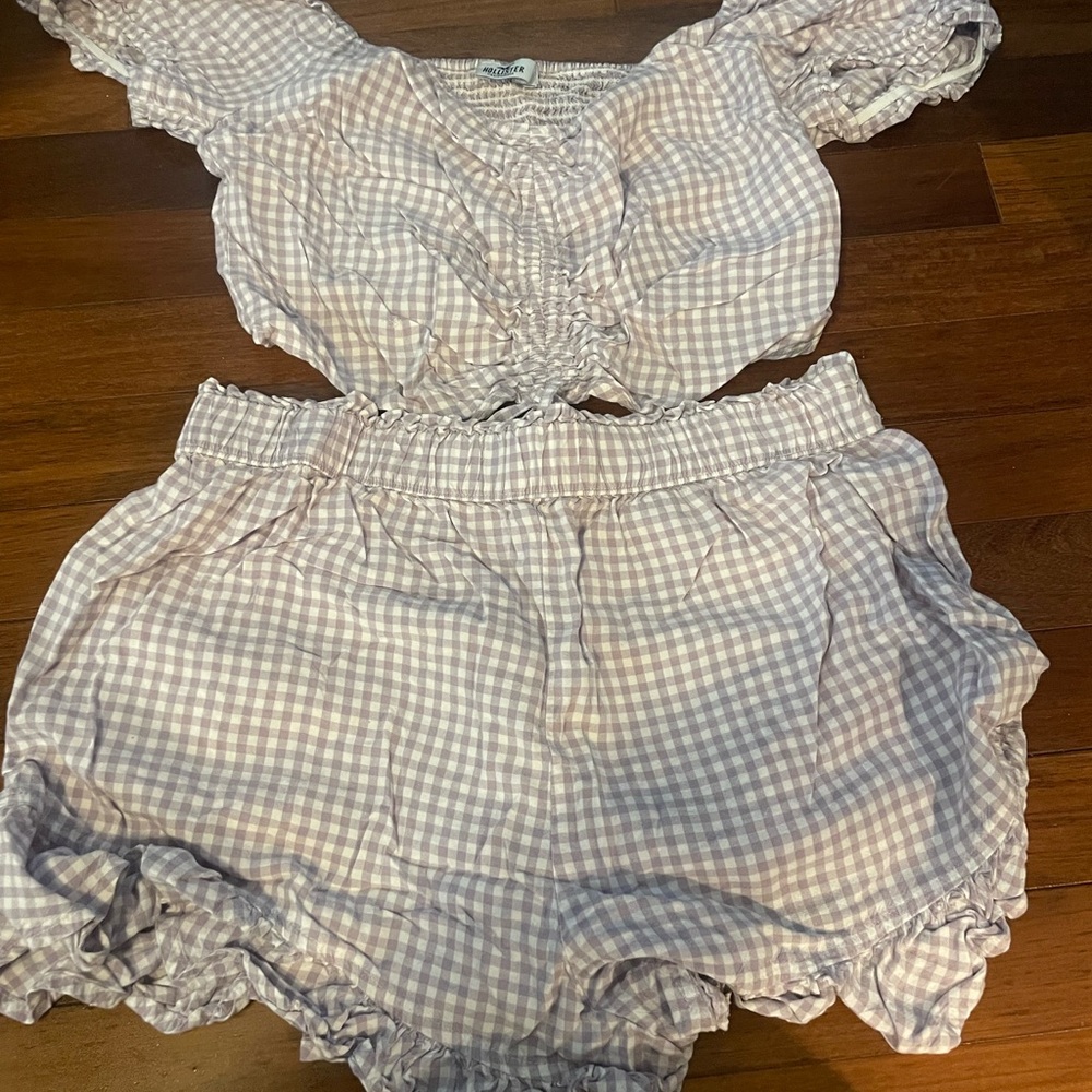 Hollister Lavender Gingham Top